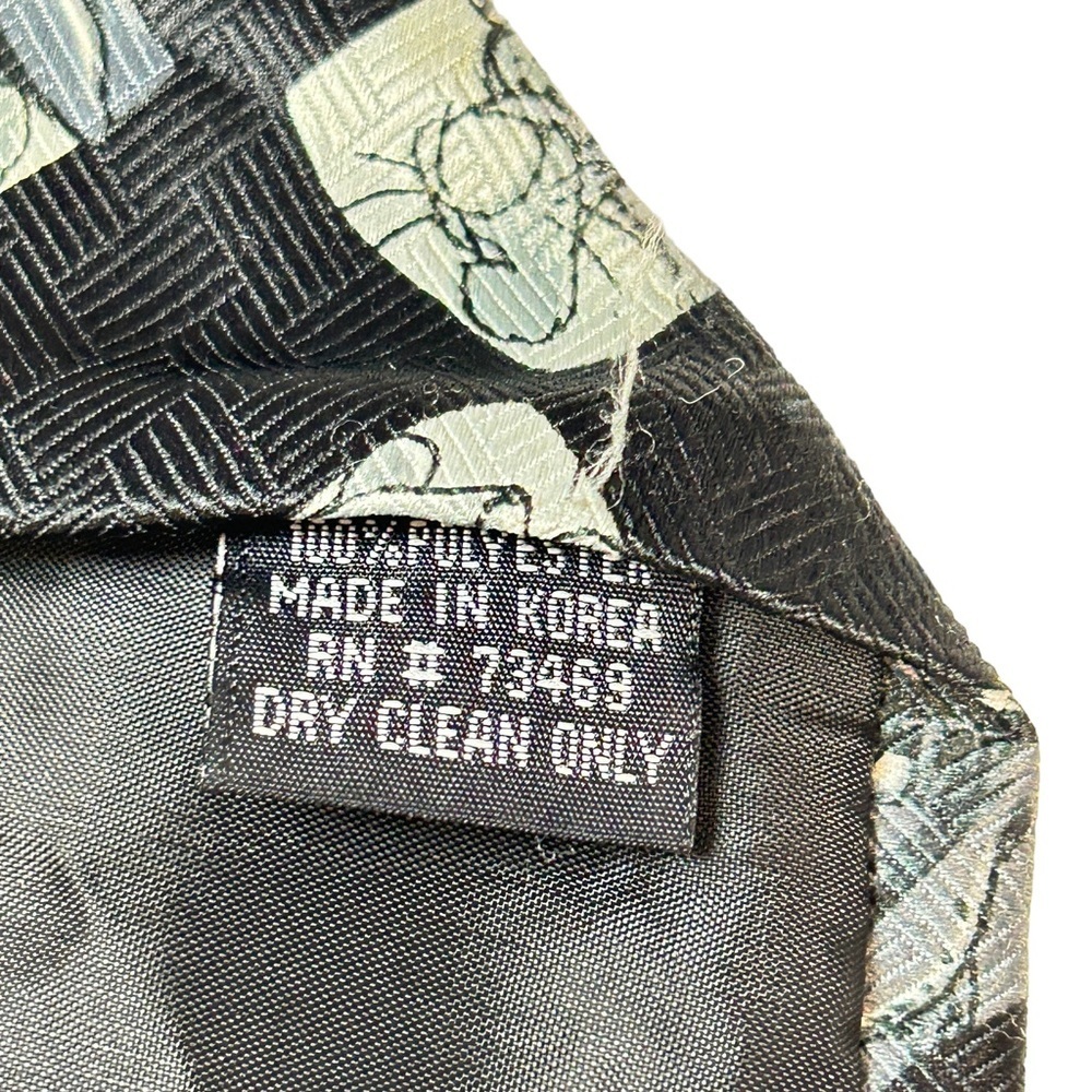 Disney Winnie The Pooh Tigger Eeyore Rabbit Squares Black Necktie - Picture 5 of 7